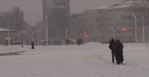 İstanbul’da kar kalınlığı 40 santime ulaştı
