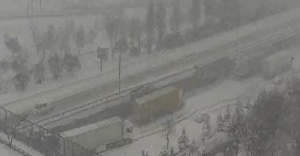 TEM’de 5 tır birbirine girdi: Edirne yönü trafiğe kapandı