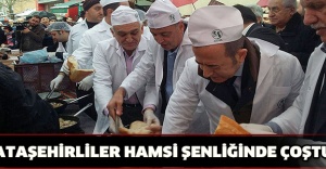 ATAŞEHİRLİLER HAMSİ ŞENLİĞİNDE ÇOŞTU