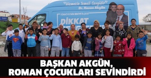 Başkan Akgün, Roman çocukları sevindirdi