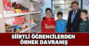 Siirtli öğrencilerden örnek davranış