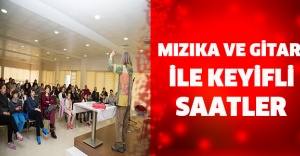 MIZIKA VE GİTAR İLE KEYİFLİ SAATLER