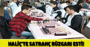 Haliç'te satranç rüzgarı esti!