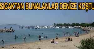 Sıcaktan bunalanlar denize koştu
