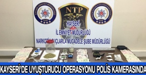 Kayseri’de uyuşturucu operasyonu polis kamerasında