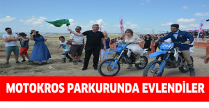 Motokros parkurunda evlendiler