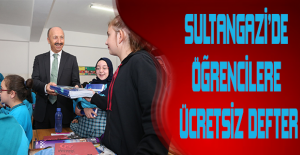 Sultangazi’de öğrencilere ücretsiz defter