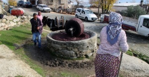 Ayak yağı geleneğini sürdürüyorlar
