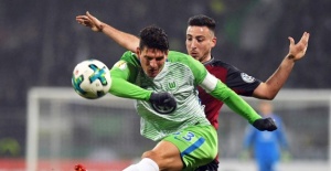 Mario Gomez, Stuttgart’a transfer oldu