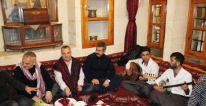 Şanlıurfa’da sıra gecesine katıldı