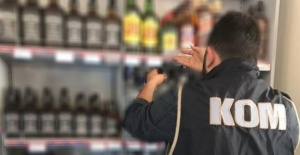Yunan adasında Türk tur teknesine saldırı iddiası