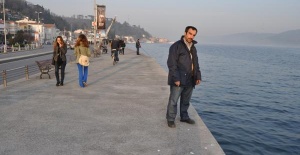 Sarıyer sahillerinde denize düşen düşene