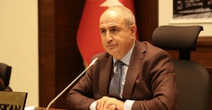 Yerleri doldurulamayacak iki önemli değerimizi yitirdik
