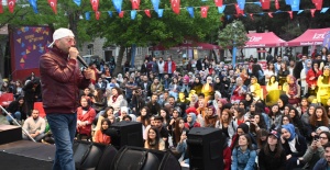 Gönüllerince Eğlendiler