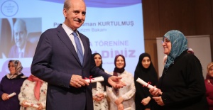Kadın Kursiyerlere Sertifika