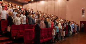 Büyükçekmece’de Mezuniyet Coşkusu