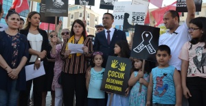 İYİ PARTİ ESENYURT'DA ÇOCUK İSTİSMARINI KINADI