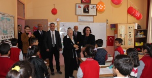 KAZIM KARABEKİR PAŞA´NIN KIZI: “VATANINIZI BAYRAĞINIZI SEVİNİZ”