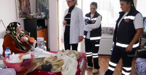 Büyükçekmece Belediyesi Evden Çıkamayanların Yardımına Koşuyor