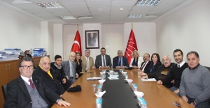 Fatih Belediyesi’ne Surların Dibinde Biten Çirkin Yapı Soruldu