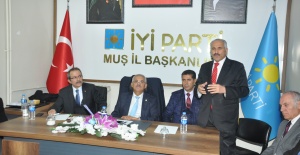 İyi Partili milletvekilleri Yurt Gezilerinde