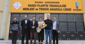 MİLLİ GÜREŞÇİ YASEMİN ADAR: “TÜRK BAYRAĞINI SÜREKLİ DALGALANDIRMAK  İSTİYORUM”