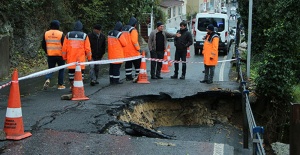 Rumelikavağı’nda iki kez üst üste yol çöktü..!