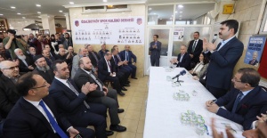 Bakan Kurum Eyüpsultan'da vatandaşlarla bir araya geldi.