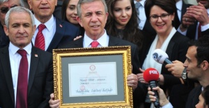 Mansur Yavaş, Rusya Dönüşü Cumhurbaşkanı Recep Tayyip Erdoğan’ı karşıladı.