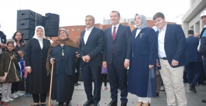 Zeytinburnu Belediyesi Devir Teslim Töreninde Duygu Dolu Anlar