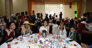 15 Ülkeden Yetimlerle İftar