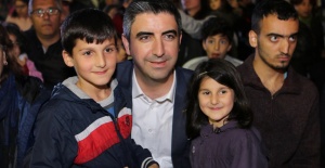 Başkan Yüksel, İftarda Yakacık Çarşı Mahallesi Sakinleriyle Buluştu