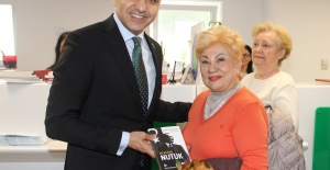 Vergisini Zamanında Ödeyen Bakırköylülere Kitap Hediye