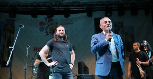 KARDEŞLİK FESTİVALİ’NE COŞKULU KAPANIŞ