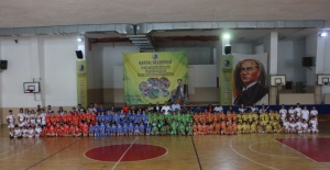 KARTAL BELEDİYESİ YAZ SPOR OKULU AÇILDI