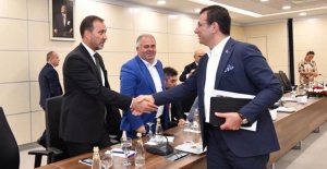 İmamoğlu, 37 İlçenin Başkanlarıyla Toplantı Yaptı
