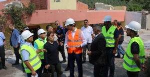 Kartal’da Kentsel Dönüşüm İçin Boşatılan 40 Metrelik Bina Yıkılıyor