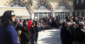 Binlerce El Olgun Hamarat İçin Duaya Açıldı