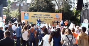 Beşiktaş Farkındalık İçin Yürüdü