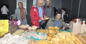 Engelleri Kaşıkla Aştı