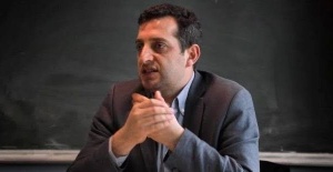 Araştırma: Eğitimliler hakları ihlal edilince soluğu sosyal medyada alıyor