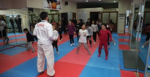 EYÜPSULTAN BELEDİYESİ’NİN UZAKDOĞU SPORLARINA YOĞUN İLGİ