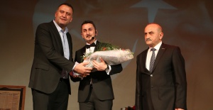 ‘Vasiyet’ İsimli Tek Kişilik Gösteri Kartal’da Sahnelendi