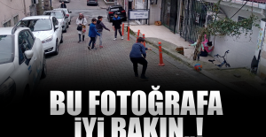 Bu Fotoğrafa İyi Bakın..