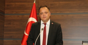 Gökhan Arslan’dan CHP’liler kitapçık tepkisi