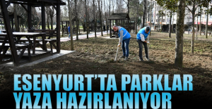 Esenyurt’ta Parklar Yaza Hazırlanıyor