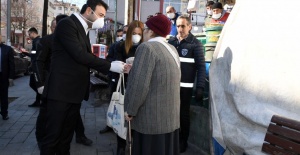 BEŞİKTAŞ'TA SEMT PAZARLARINDA SIKI DENETİMLERİNİ SÜRDÜRDÜ
