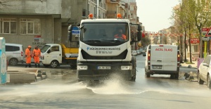 KÜÇÜKÇEKMECE BELEDİYESİ’NDEN KORONAVİRÜS MESAİSİ