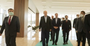 Cumhurbaşkanı Erdoğan Yapımı Süren Hastaneleri Ziyaret Etti