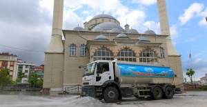ESENYURT'TA CAMİLER İBADETE HAZIR